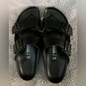 NWT Birkenstock Sandals (Eu 41, US Men’s 8/Women’s 10.5)